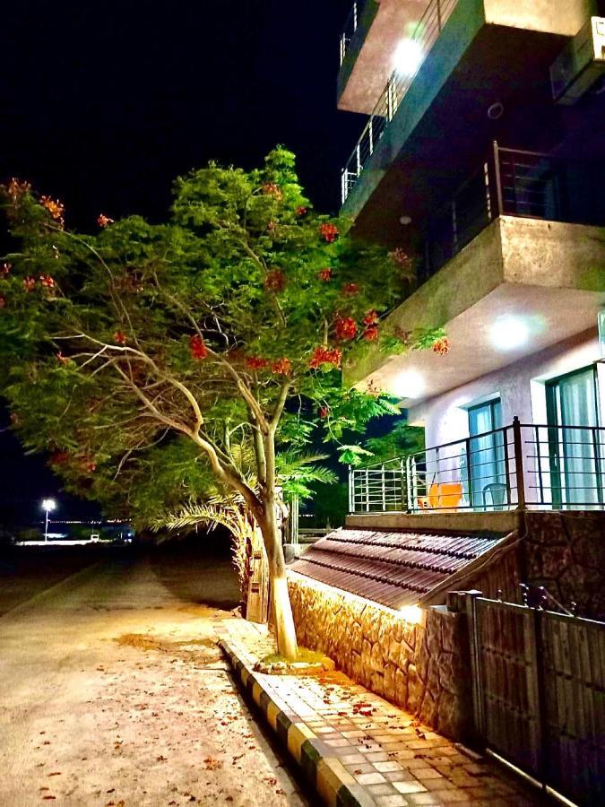 Dead Sea Lafamilia Albadwan Lejlighedshotel Sweimeh Eksteriør billede