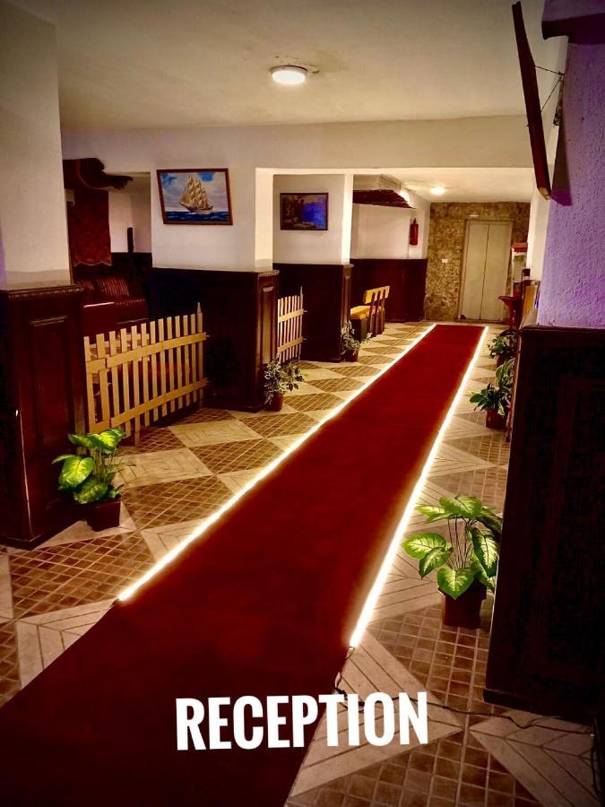 Dead Sea Lafamilia Albadwan Lejlighedshotel Sweimeh Eksteriør billede